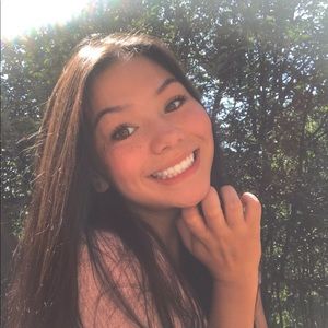 Meet your Posher, Nyla